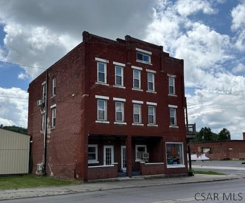 Building Photo - 1800 Graham Ave