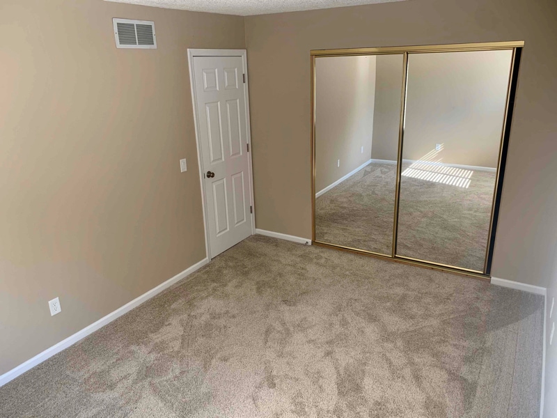 Building Photo - 2755 Pin Oak Dr