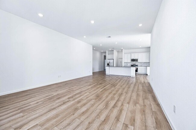 Building Photo - 453 Pace Bnd Ct