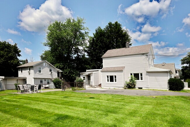 Primary Photo - 26 Harrison Ave