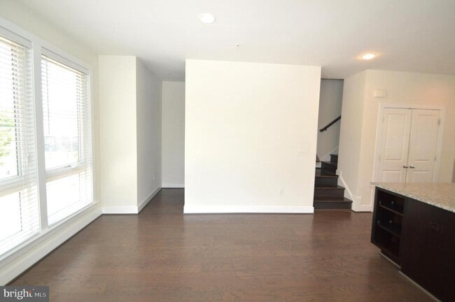 Building Photo - 408 Stabler Ln