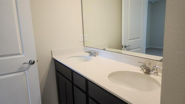 Building Photo - 6388 Tabebuia Pkwy
