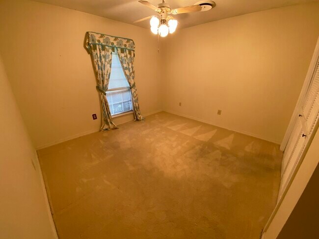 Building Photo - 5075 Riverwood Cir - NE Jackson