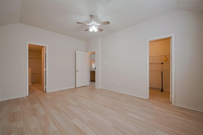 Building Photo - 4811 Tracemeadow Dr