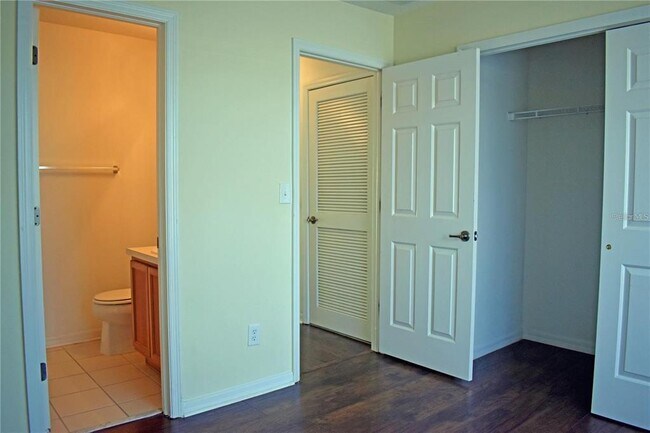 Building Photo - 4887 Tuscan Loon Dr