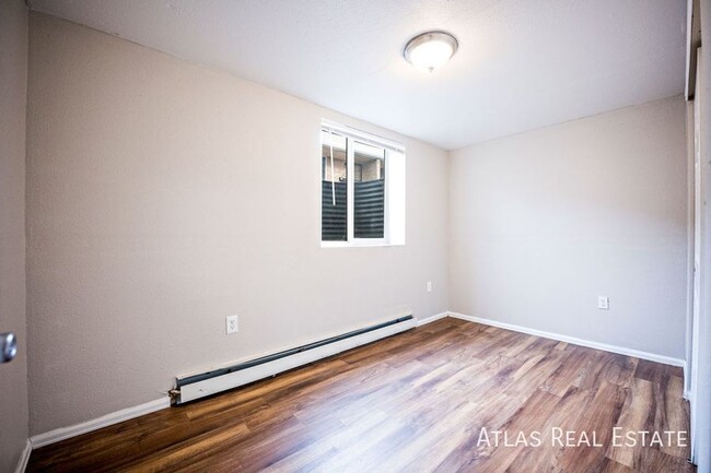 Building Photo - Great Affordable 2 Bed and 1 Bath! Brand N...