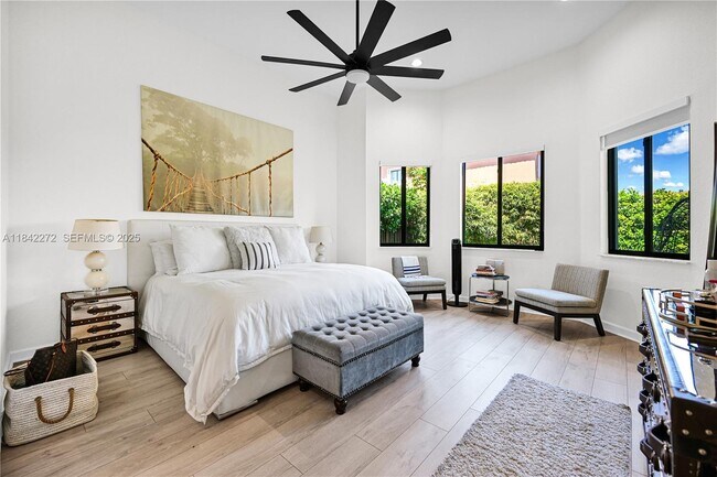 Building Photo - 7565 SW 190th St