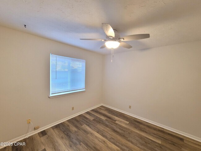 Building Photo - 1727 Illinois Ave