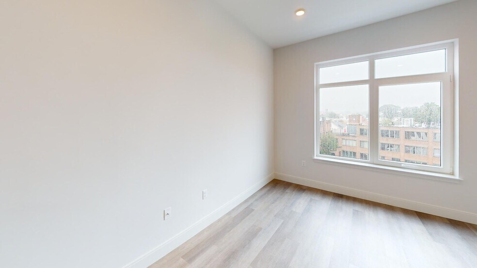 Building Photo - 959 Dorchester Ave