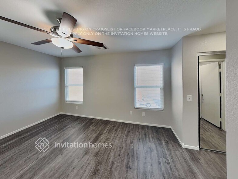Building Photo - 142 Solidago Ave