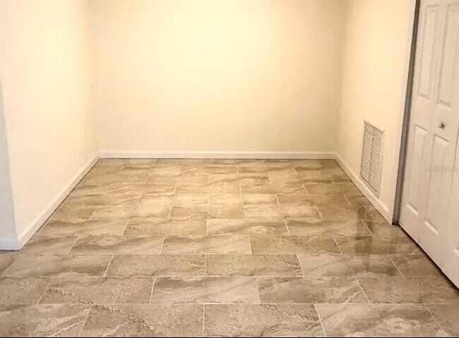 Building Photo - 510 Mistletoe Ct