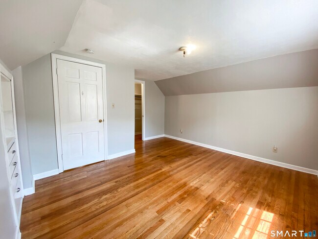 Building Photo - 48 Bagley Rd