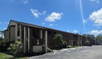 Building Photo - 6 Quails Run Blvd