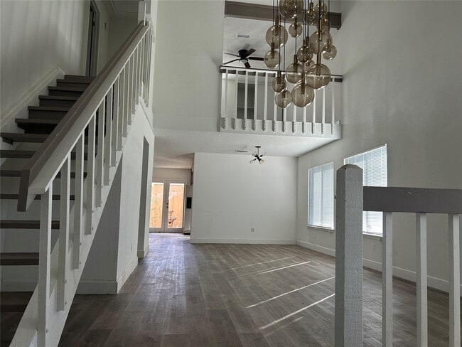 Building Photo - 6119 Dryad Dr