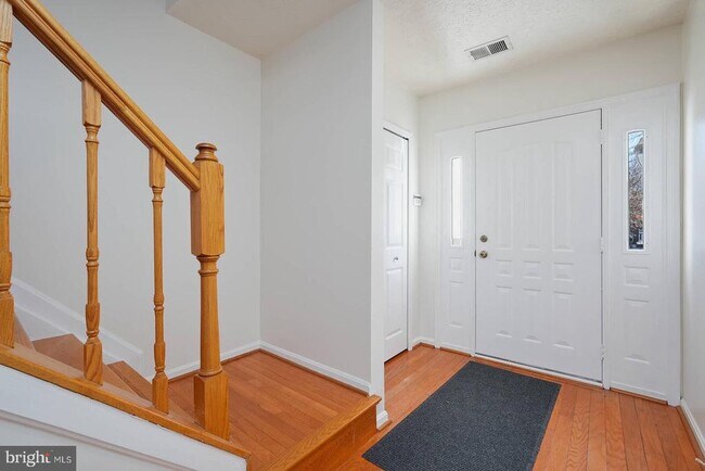 Building Photo - 9575 Donnan Castle Ct