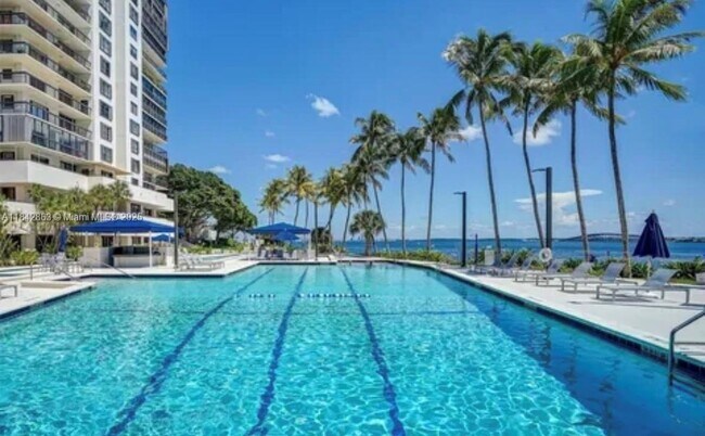 Building Photo - 2333 Brickell Ave