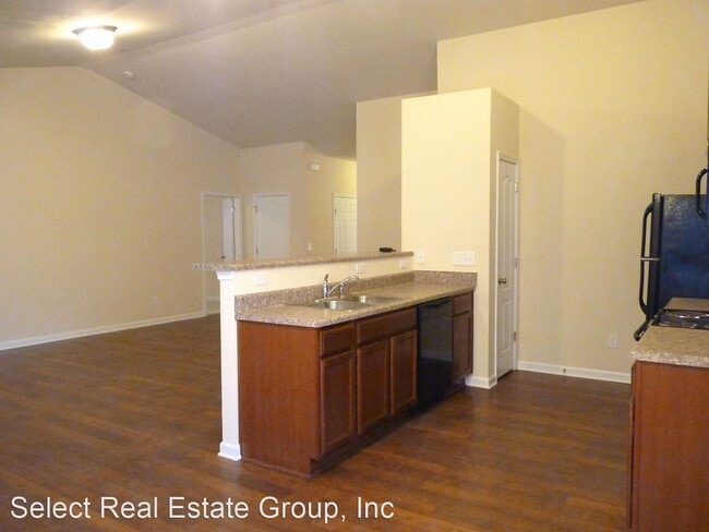 Building Photo - 3 br, 2 bath House - 65 Ashton Bluff Cir