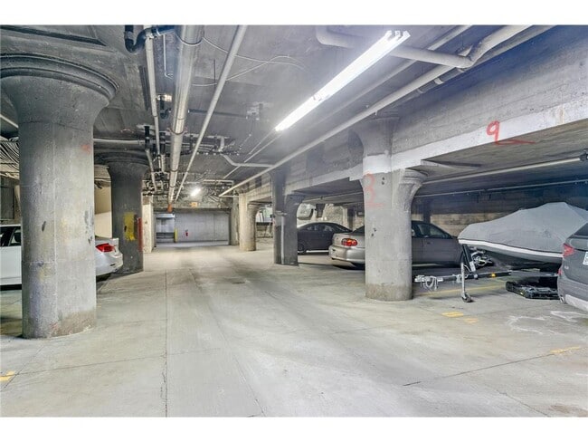 Building Photo - 748 N 3rd St