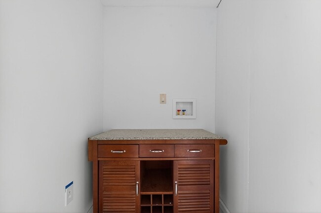 Building Photo - 132 Furnace Ave