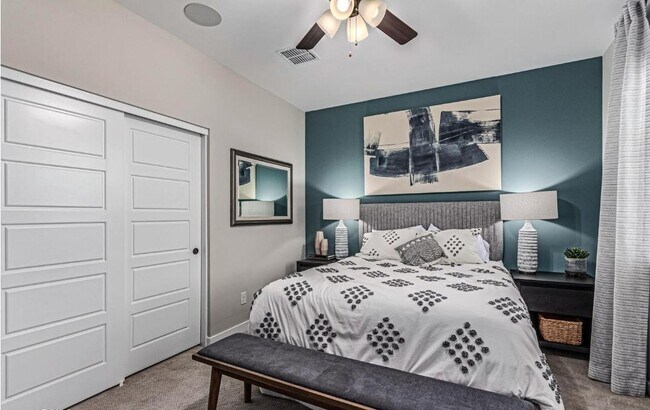 Building Photo - 5059 N 183rd Ln