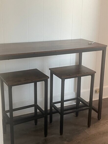 Building Photo - 3 Chamblet St