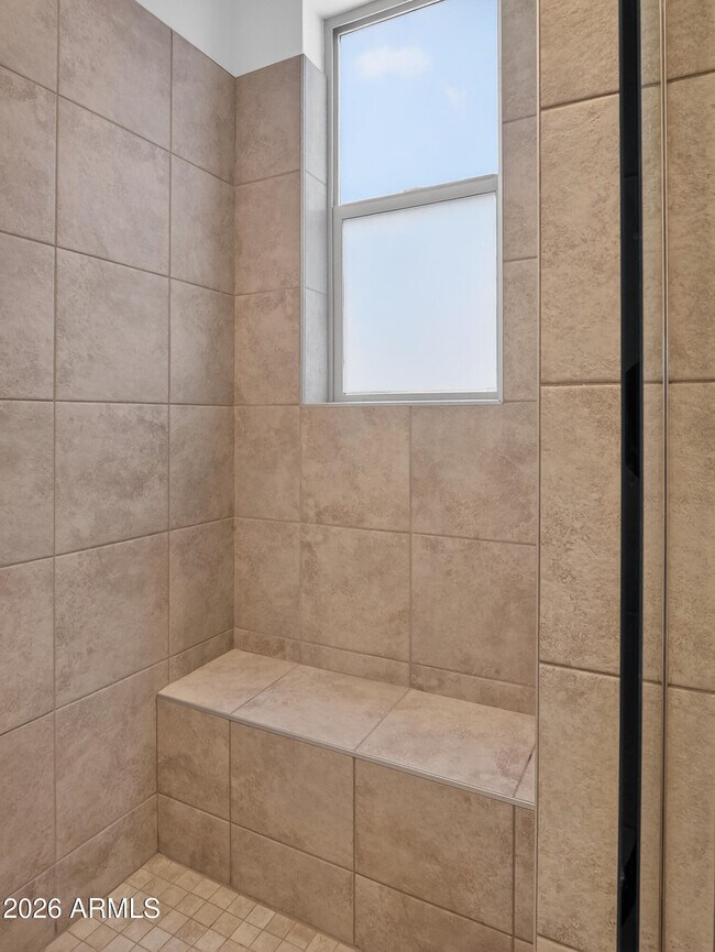 Building Photo - 11673 N 136th St