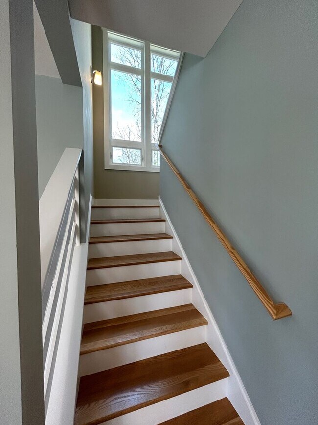 Building Photo - East AVL - JAG 2018 Green Built Custom Home
