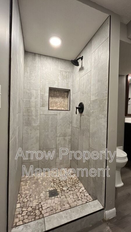 Building Photo - 800 S 38th St Ct