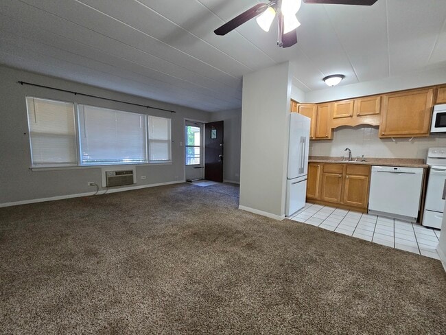 Building Photo - 7740 Harvard St