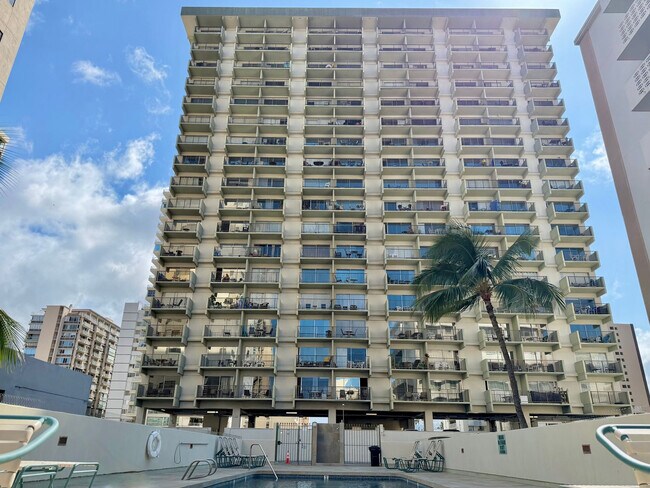 Building Photo - 2440 Kuhio Avenue-SI ID1564193P