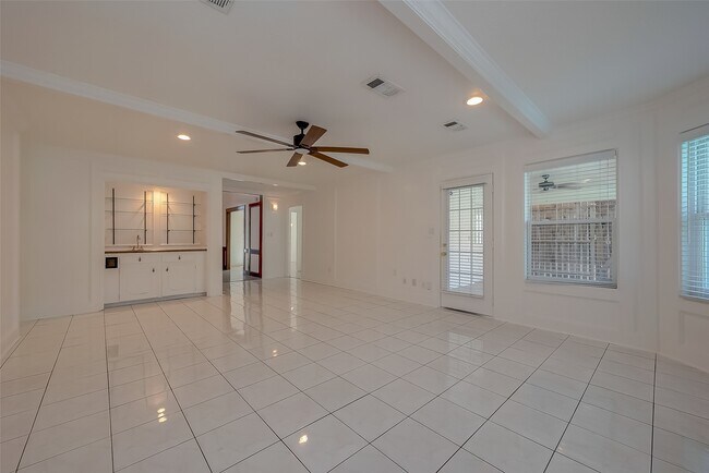 Building Photo - 20206 Cadogan Ct