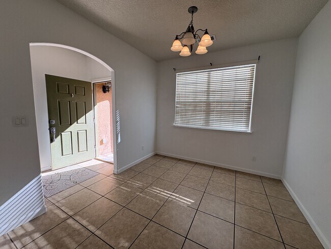 Building Photo - 4016 Loma Alta Ave NE