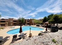 Building Photo - "Discover Modern Comfort: 2-Bed, 2-Bath in Tucsons Foothills “