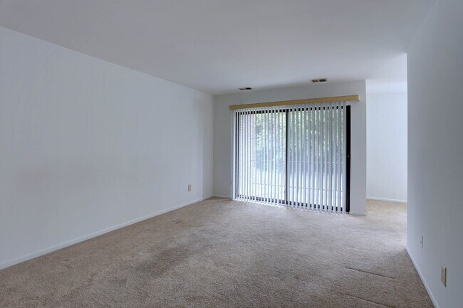 Building Photo - 1BD/1BA - Great Condo in Columbia