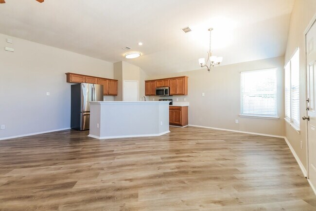 Building Photo - 2945 Stockton St