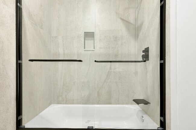 Building Photo - 1201 N 16th Ave