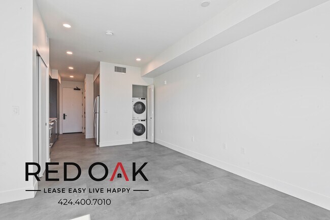 Building Photo - 3450 W 43rd St