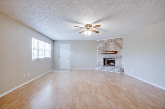 Building Photo - 5514 3rd St