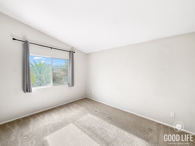 Building Photo - Beautiful 3B/2.5BA Home in Temecula for Rent!