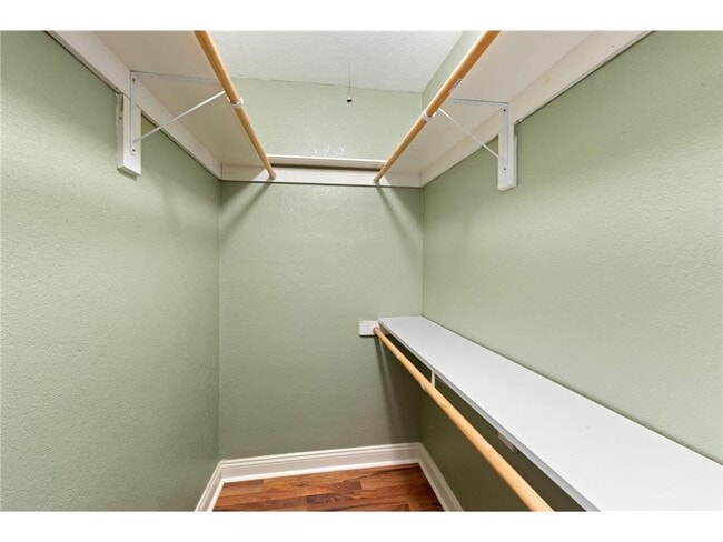 Building Photo - 3120 Hennepin Ave