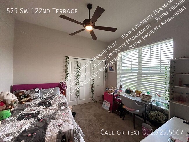 Building Photo - 579 SW 122nd Terrace