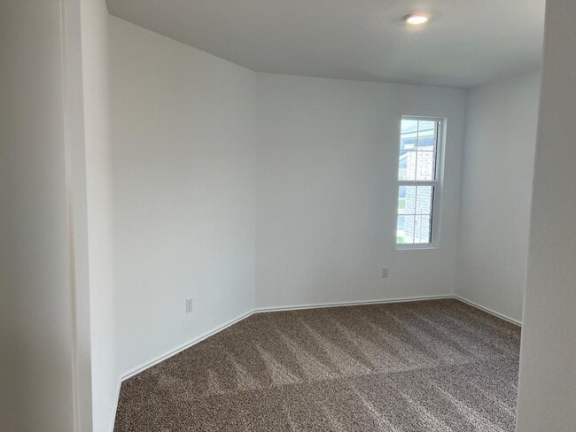 Building Photo - 212 Canley Lp