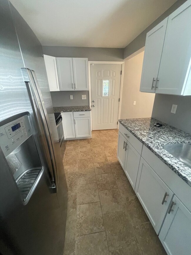 Building Photo - Home for Rent in Bellevue NE!