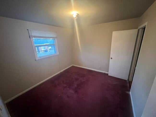 Building Photo - 622 Bixler Avenue