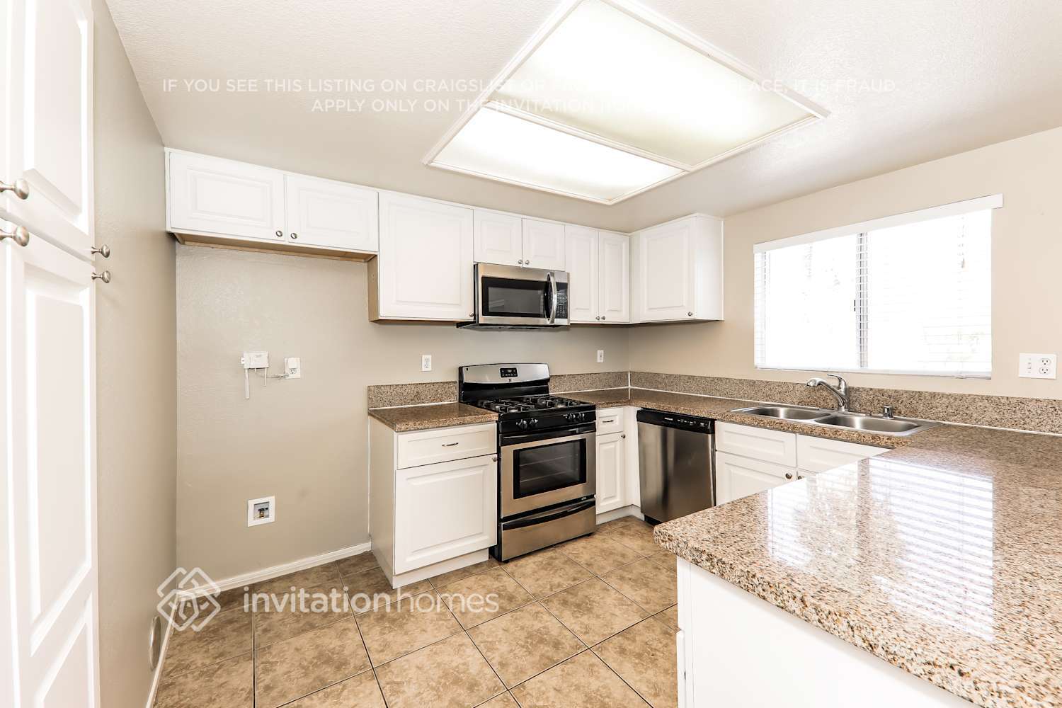 Building Photo - 24656 Morningstar Dr