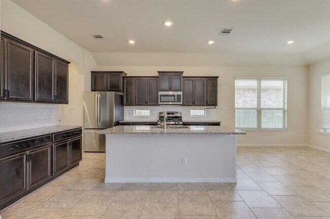 Building Photo - 2920 Rabbit Creek Dr