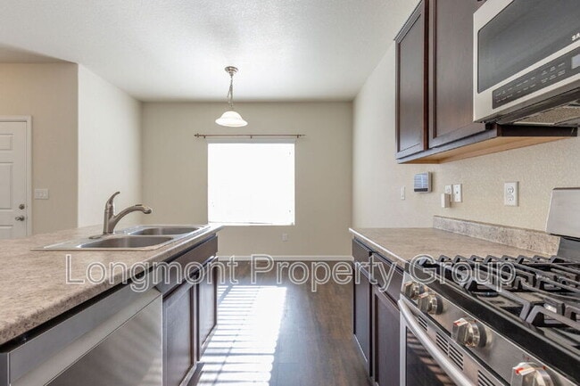 Building Photo - 1518 Sepia Ave