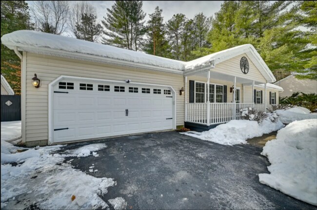 Building Photo - 38 Fawn Ln