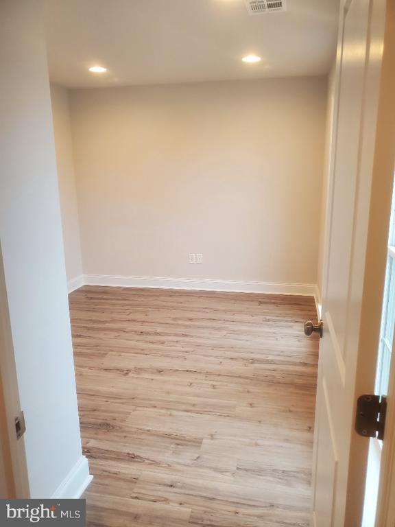 Building Photo - 3094 Egreton Rd