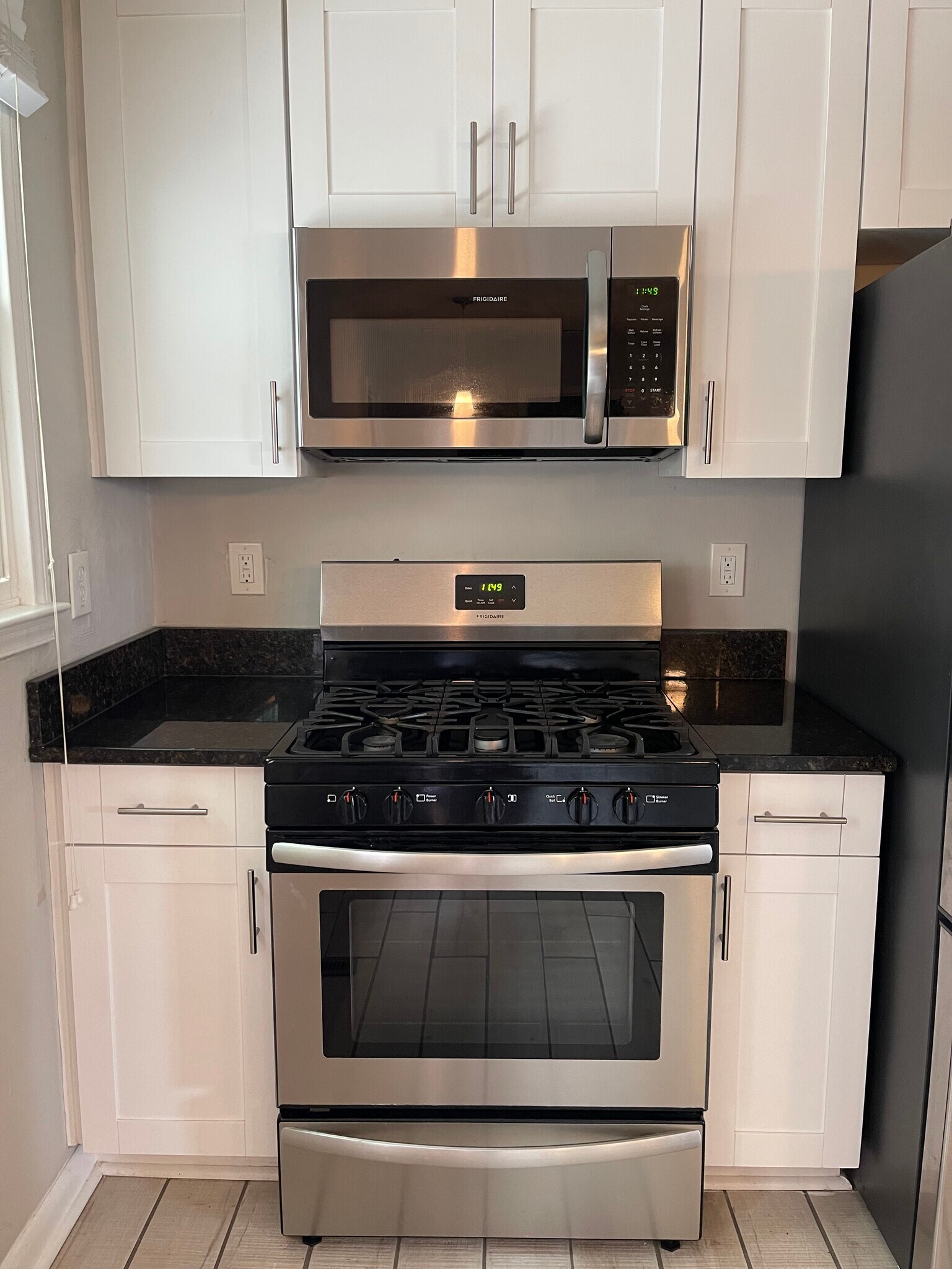 Building Photo - 1503 Ellington Sq